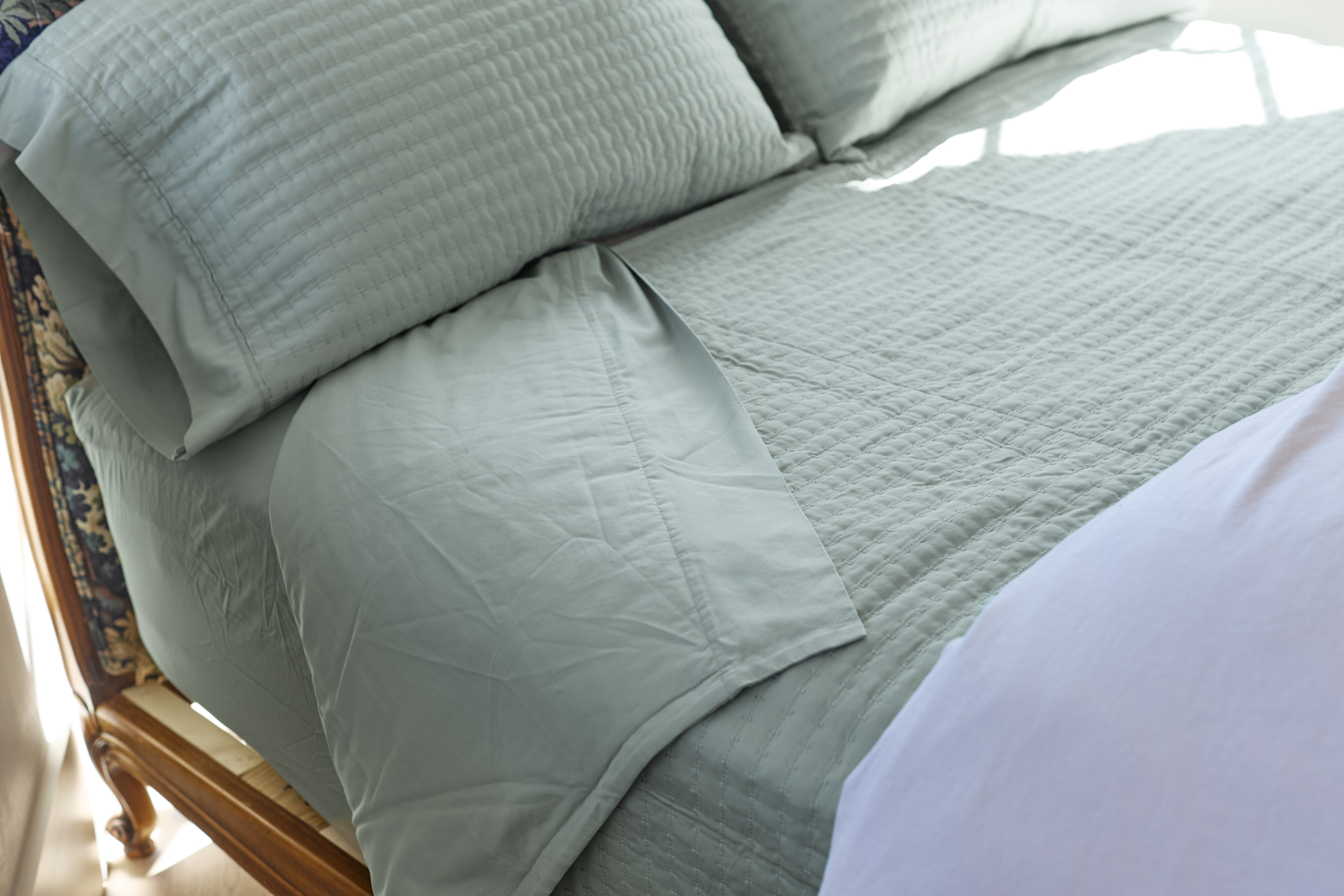 How to Choose the Right Bed Sheets for Your Sleep Style: Hot, Cold, Co ...