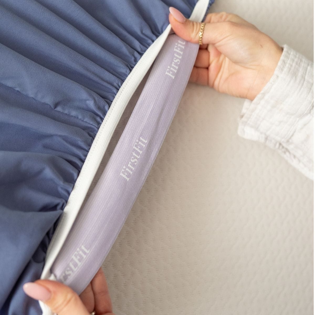 Sheets with Corner Bands