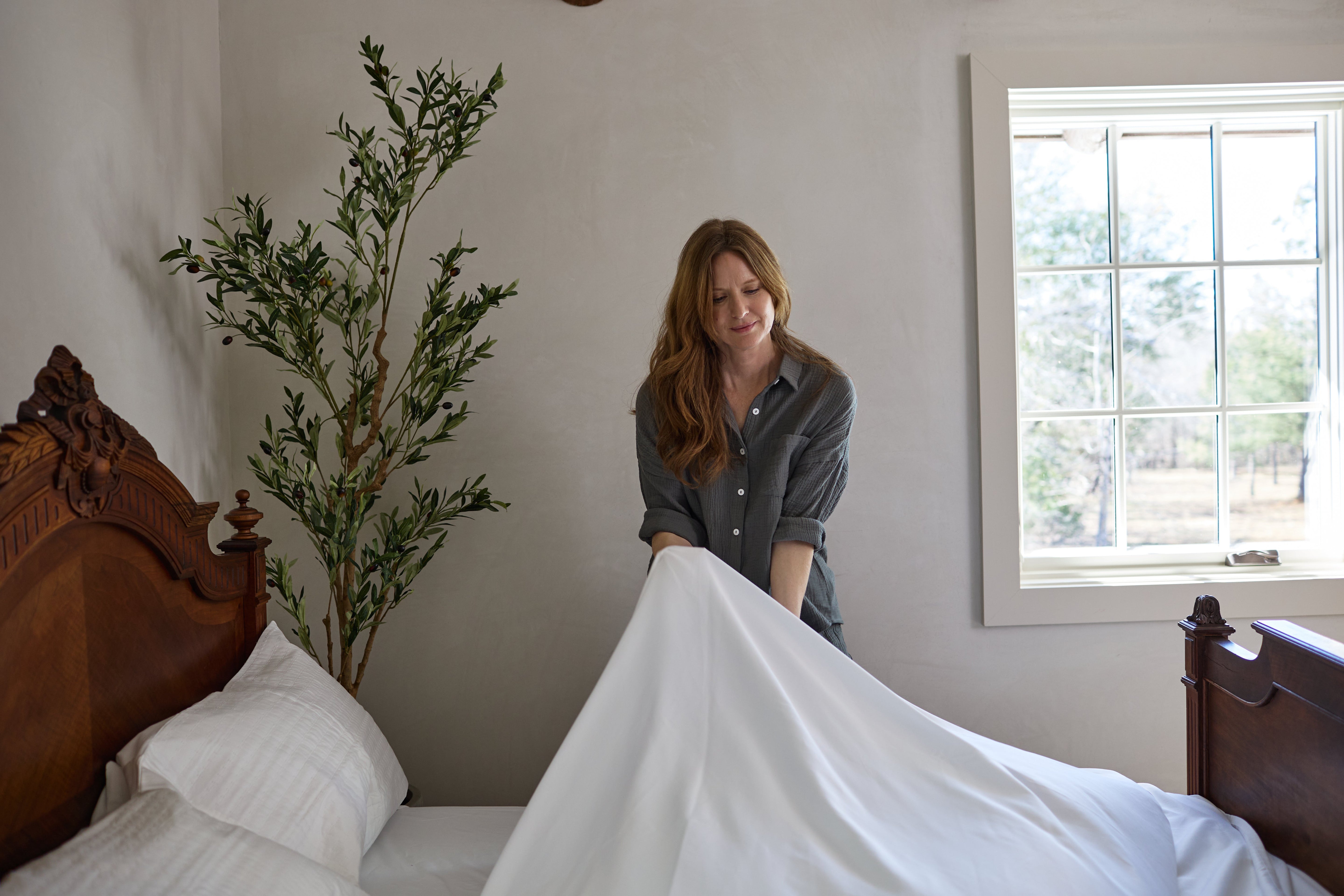 Luxury vs. Hotel Quality Sheets: What’s Worth the Investment?