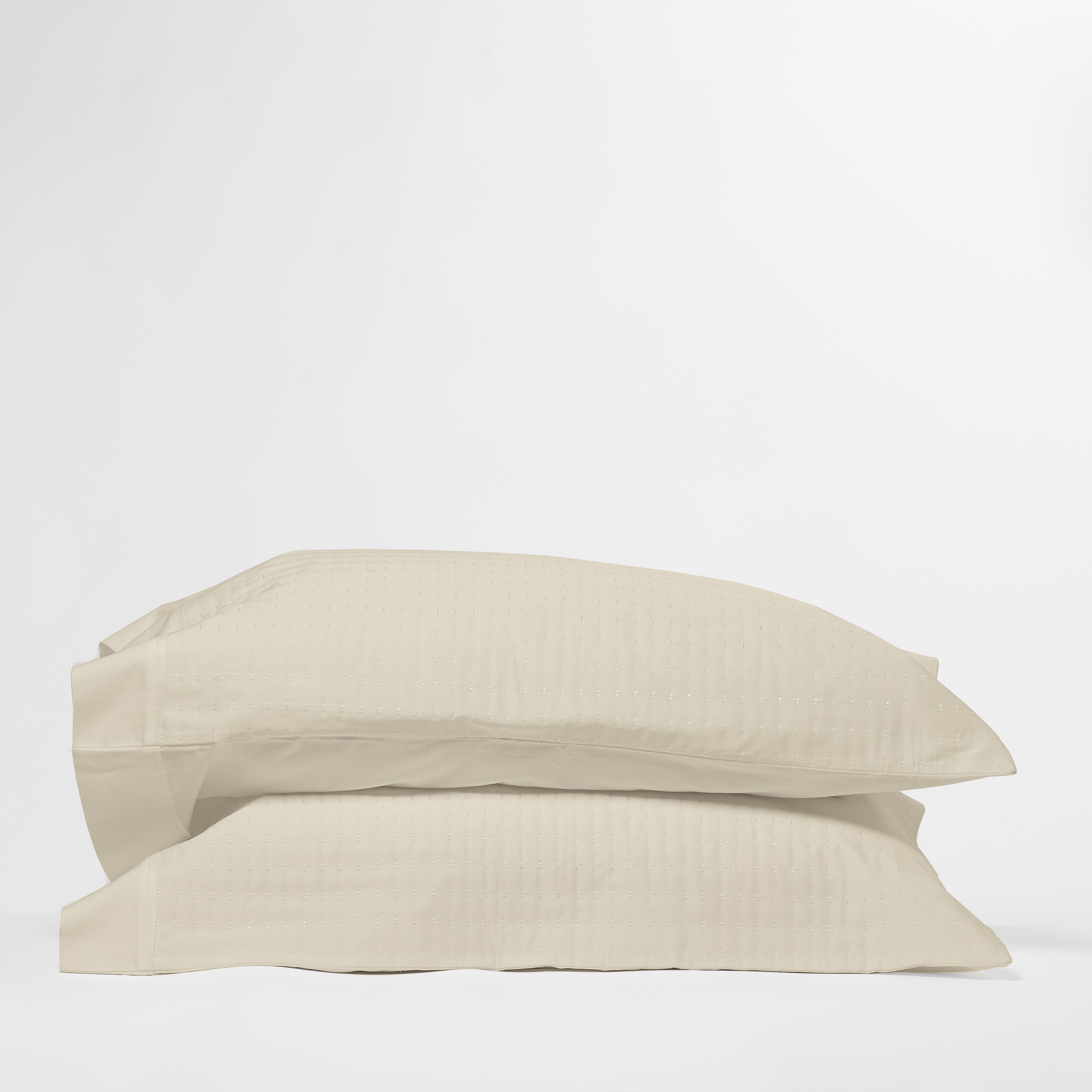 DreamFit® Pillowcases Ivory / Standard Quilted Bamboo Reversible Pillowcases / Shams Quilted Sheet Set Reversible Pillowcase / Shams