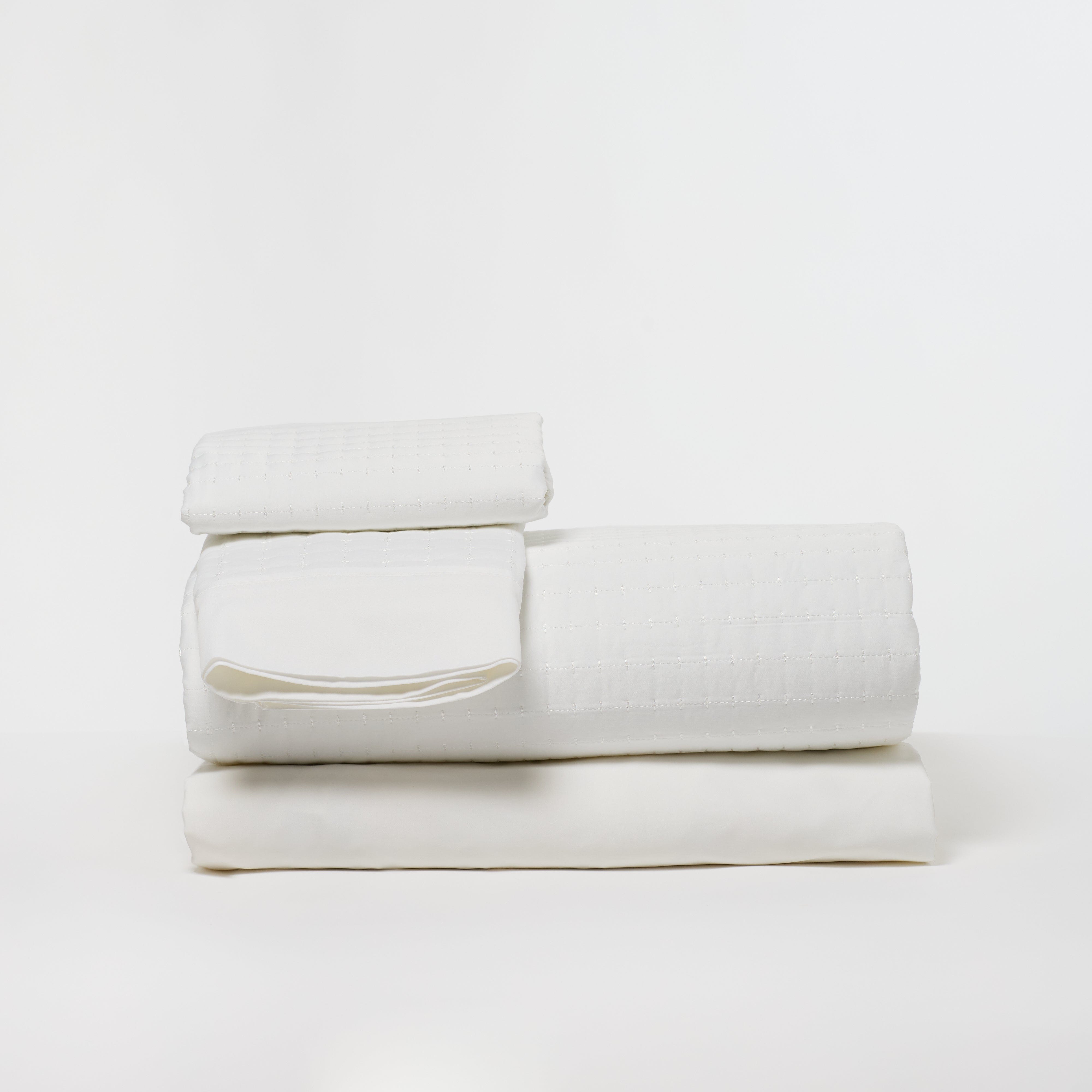 DreamFit® Sheets White / Queen Enhanced Bamboo™ Quilted Sheet Ensemble | The Unicorn Sheet Set Bamboo Quilted Bedding Sets